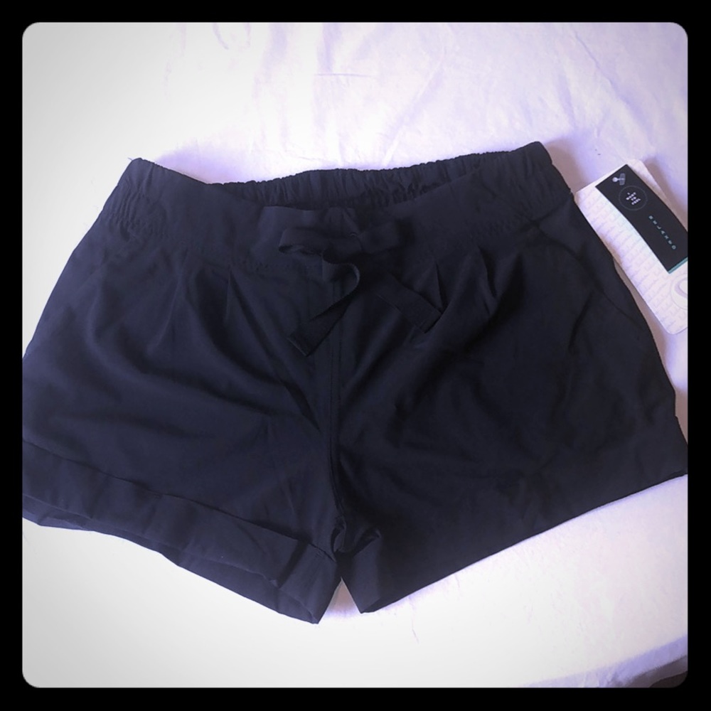 Lululemon Black Short -Size 6